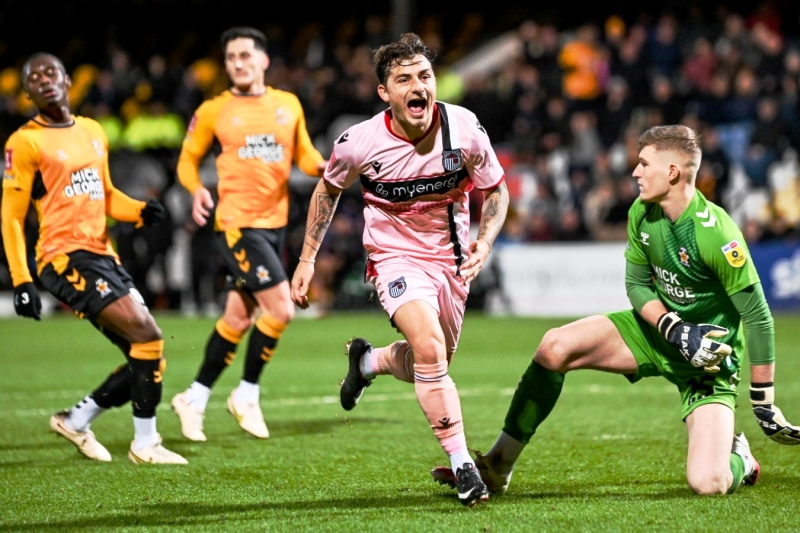 Nhận định, Soi kèo Cambridge United vs Grimsby Town 02h45 ngày 25/03: Đánh chiếm ngôi nhì - Ảnh 1