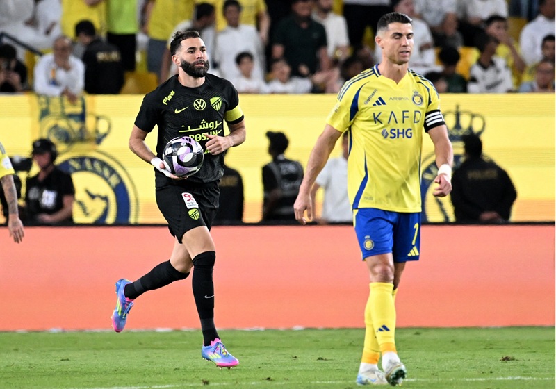 Salah đi đâu sau khi rời Liverpool? - Ảnh 2