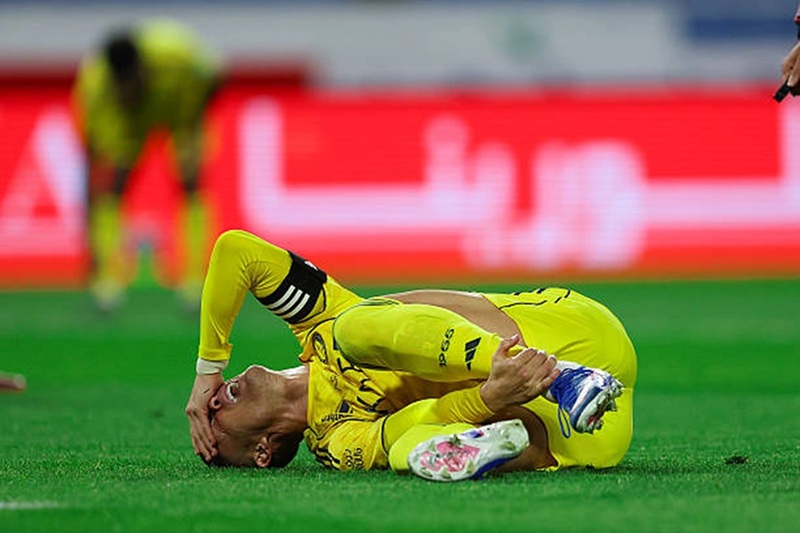 Ronaldo chuẩn bị tái xuất sau chấn thương gân khoeo - Ảnh 1