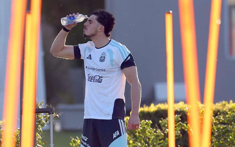 Tiền đạo Argentina đứt dây chằng, lỡ hẹn World Cup 2026 - Ảnh 1