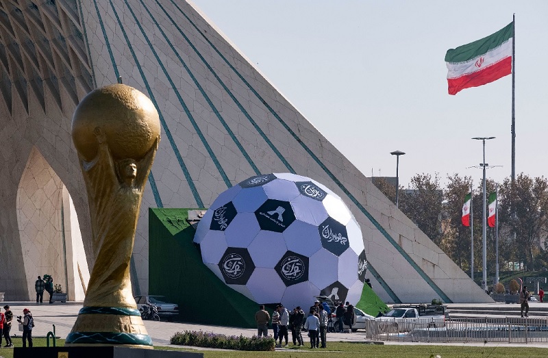 Iran gửi thư cầu cứu FIFA - Ảnh 1