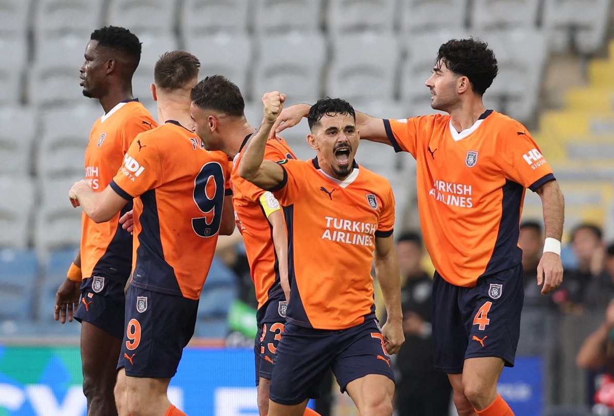 Nhận định, Soi kèo Kocaelispor vs Istanbul Basaksehir, 00h00 ngày 7/4: Chọn khách và tài - Ảnh 1