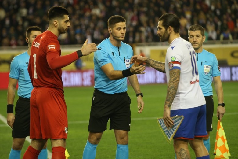 Nhận định, Soi kèo FK Andijan vs Navbahor Namangan, 21h15 ngày 7/4: Hạ đo ván chủ nhà - Ảnh 1