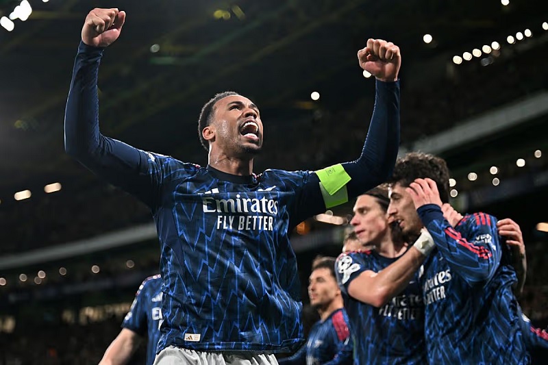 Arsenal rộng cửa vào bán kết Cúp C1 châu Âu - Ảnh 2