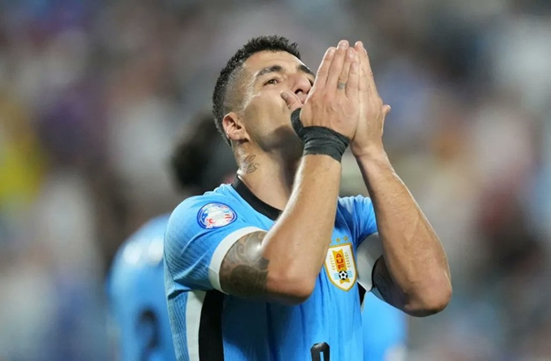 Luis Suárez cân nhắc tái xuất ĐT Uruguay dự World Cup 2026 - Ảnh 1
