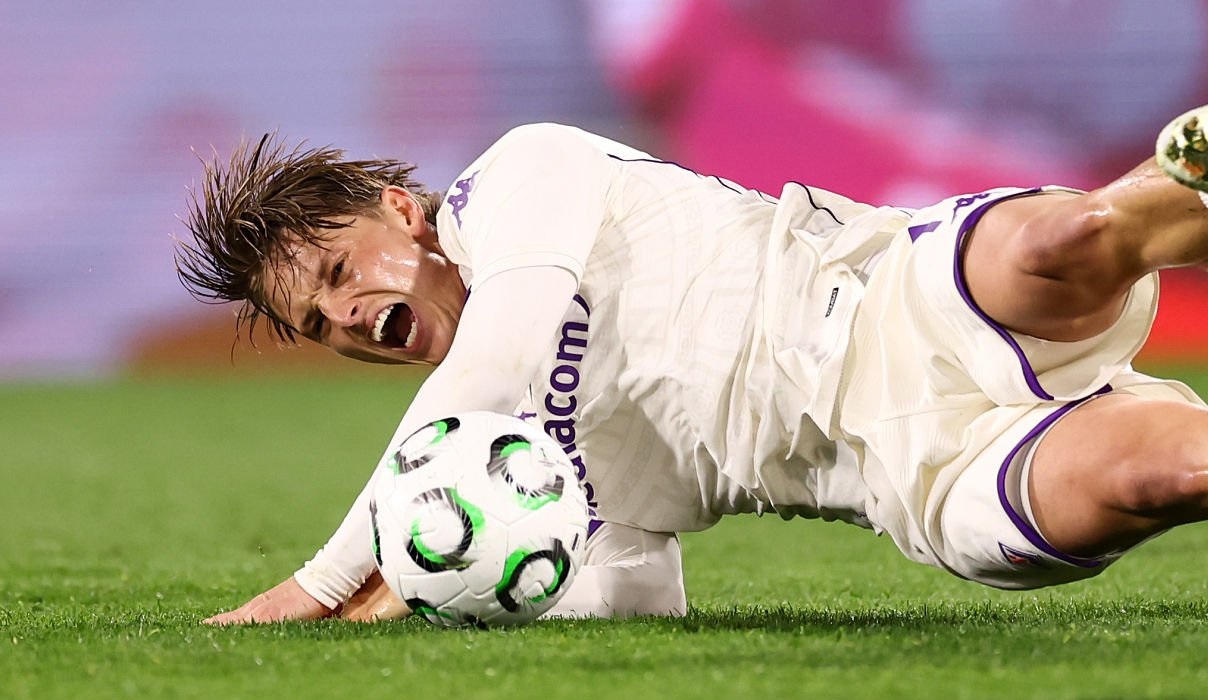 Nhận định, Soi kèo Fiorentina vs Lazio, 01h45 ngày 14/4: Trở lại mục tiêu trụ hạng - Ảnh 4