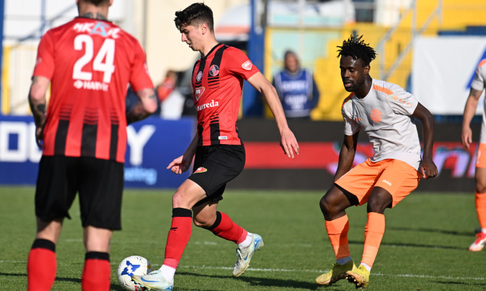 Nhận định, Soi kèo Metaloglobus Bucuresti vs Csikszereda Miercurea Ciuc 19h30 ngày 13/4: Cận kề vé xuống hạng - Ảnh 4