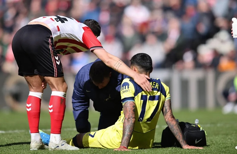 Romero nghỉ hết mùa giải, Tottenham đối mặt tổn thất lớn - Ảnh 1