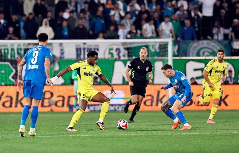 Nhận định, Soi kèo Fenerbahce vs Caykur Rizespor 0h00 ngày 18/4: Áp đảo đối thủ - Ảnh 1