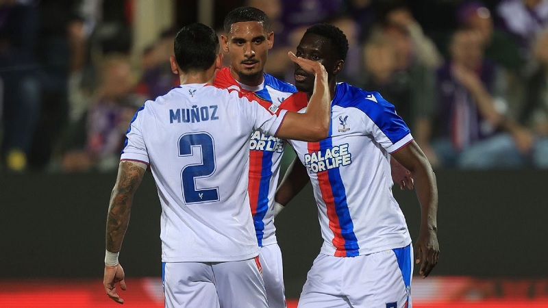 Crystal Palace lập kỳ tích trong lần đầu dự Cúp châu Âu - Ảnh 1