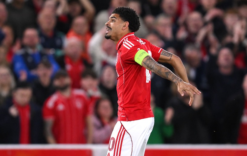 Nottingham viết lại lịch sử sau hơn 40 năm chờ đợi - Ảnh 2