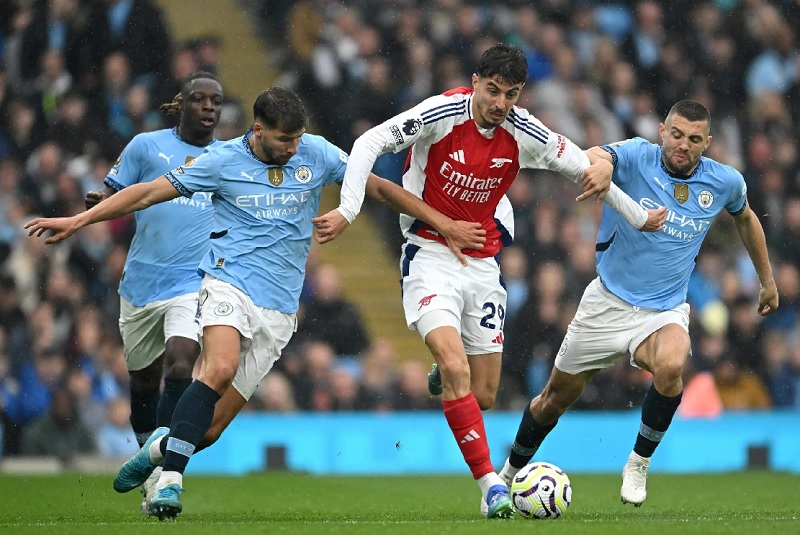 Vì sao Arsenal luôn gặp ác mộng tại Etihad? - Ảnh 1