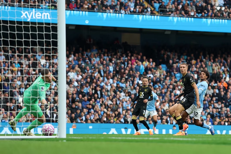 Khi nào Man City có thể chiếm ngôi đầu bảng Ngoại hạng Anh? - Ảnh 1