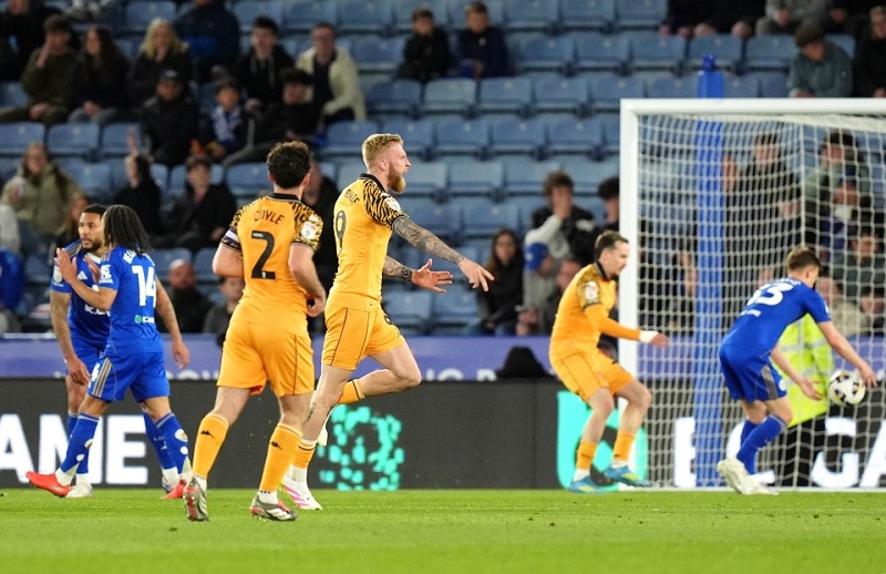 Leicester xuống League One chỉ 10 năm sau kỳ tích vô địch Ngoại hạng Anh - Ảnh 1