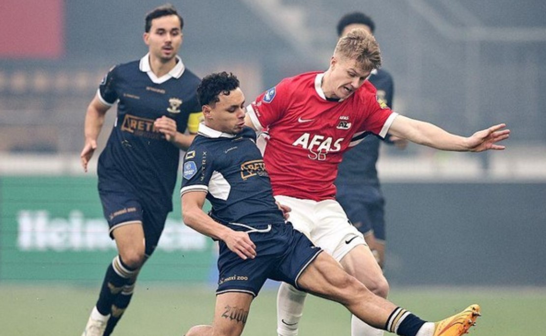 Soi kèo phạt góc Go Ahead Eagles vs AZ Alkmaar, 23h45 ngày 23/04 - Ảnh 1