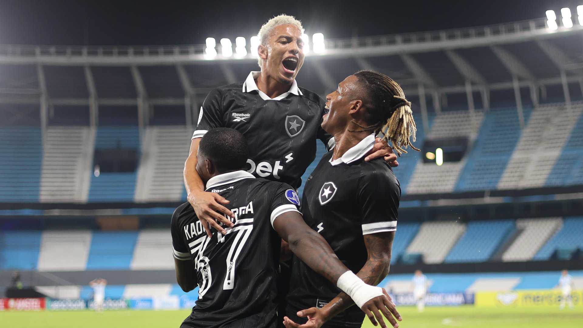 Nhận định, Soi kèo Botafogo vs Internacional, 04h30 ngày 26/4: Hơn nhau ở lực lượng - Ảnh 4