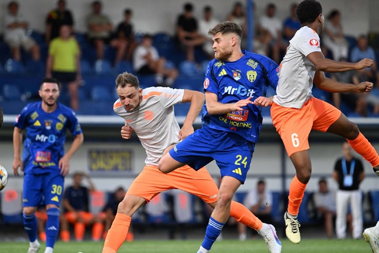 Nhận định, Soi kèo Metaloglobus Bucuresti vs Unirea Slobozia, 21h30 ngày 27/4: Đại chiến 6 điểm - Ảnh 1