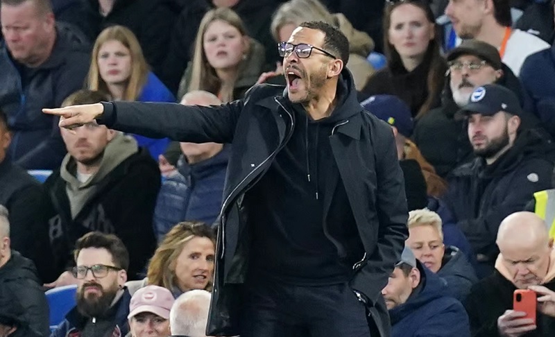 Chelsea cân nhắc Xabi Alonso cho ghế nóng tại Stamford Bridge - Ảnh 2