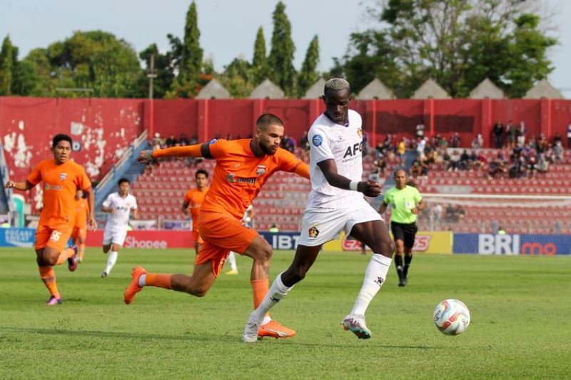 Soi kèo phạt góc Persik Kediri vs Borneo, 15h30 ngày 29/04 - Ảnh 1