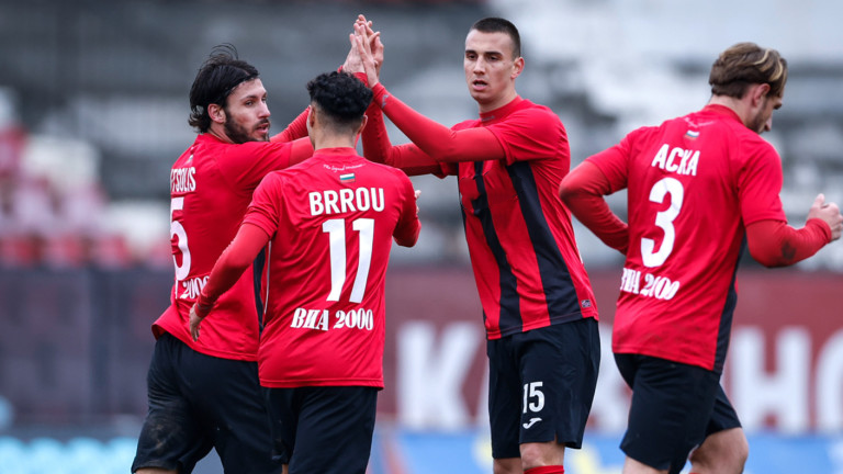 Nhận định, Soi kèo Dobrudzha vs Lokomotiv Sofia, 00h00 ngày 2/5: Chạy trốn tử thần - Ảnh 1