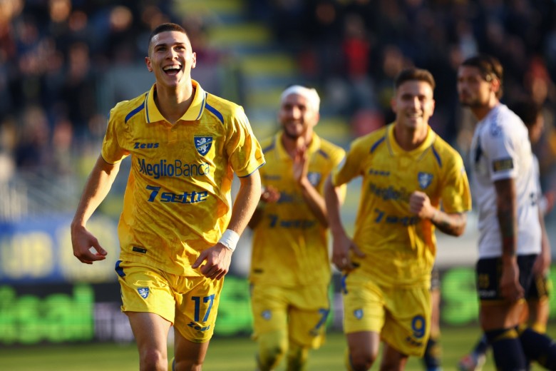 Nhận định, Soi kèo Juve Stabia vs Frosinone, 20h00 ngày 1/5: Cuộc đua chưa ngã ngũ - Ảnh 1