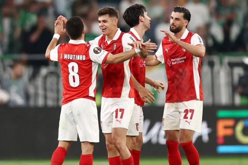 Soi kèo phạt góc Braga vs Freiburg, 02h00 ngày 01/05 - Ảnh 1