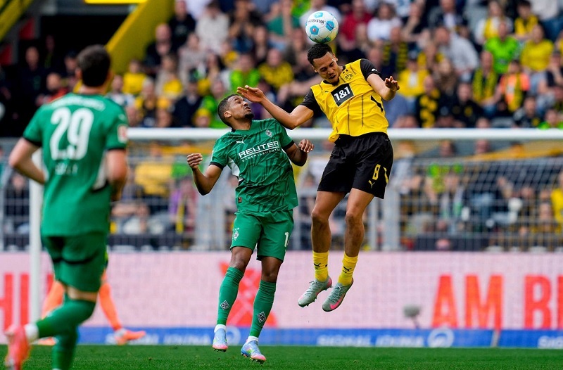 Nhận định, Soi kèo Monchengladbach vs Dortmund 22h30 ngày 3/5: Khải hoàn trên đất khách - Ảnh 1