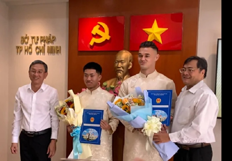 ĐT Việt Nam đón thêm 2 ngôi sao nhập tịch - Ảnh 1