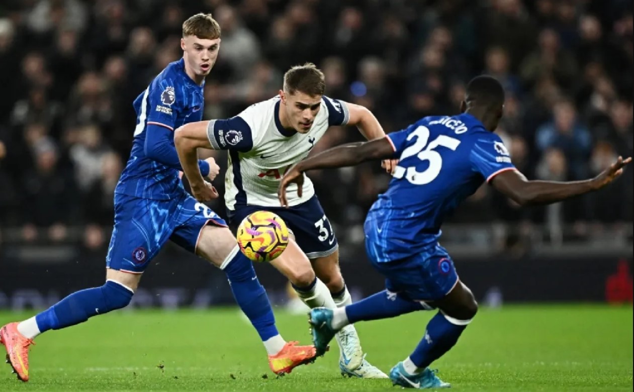 Soi kèo phạt góc Chelsea vs Tottenham, 2h15 ngày 20/5 - Ảnh 1