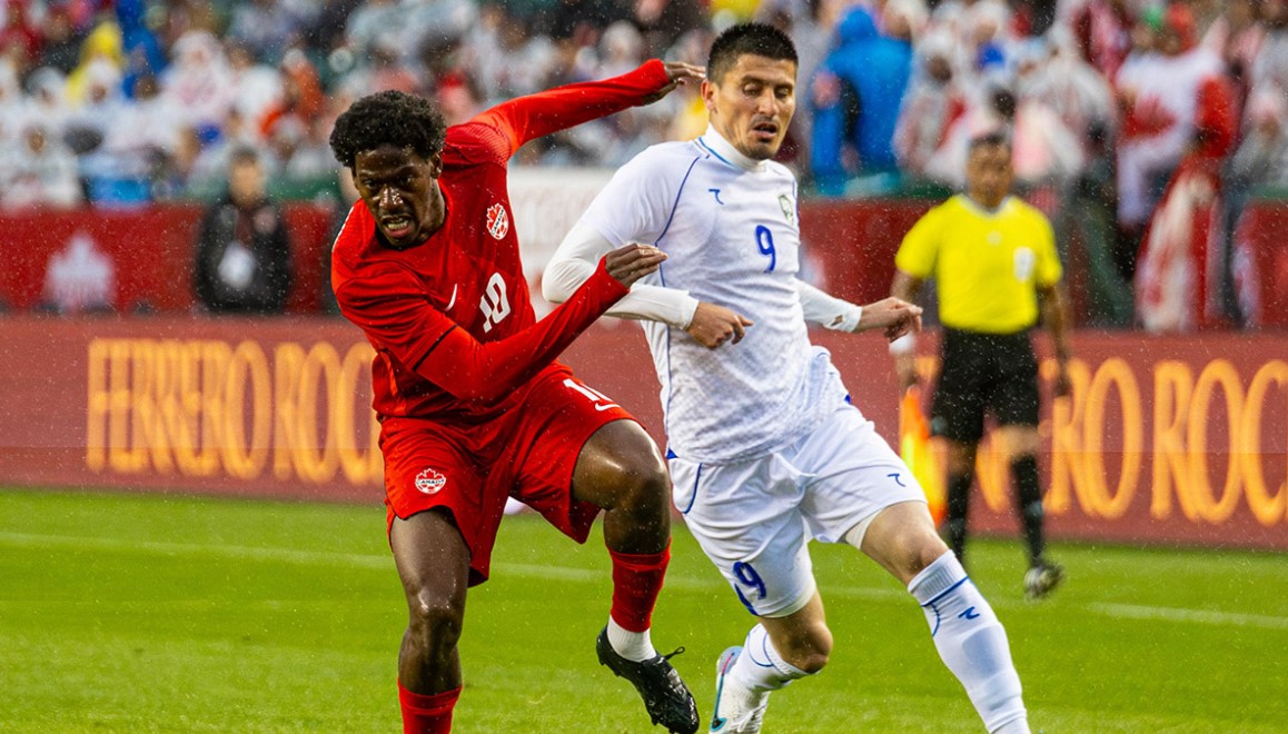 Soi kèo thẻ phạt Canada vs Bosnia, 2h00 ngày 13/6 - Ảnh 1