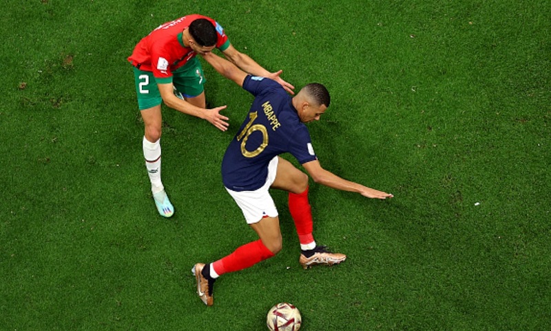 Soi kèo thẻ phạt Pháp vs Morocco, 3h00 ngày 10/7 - Ảnh 1