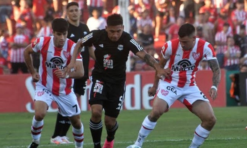Nhận định, Soi kèo Lanus vs Instituto 7h30 ngày 3/8: Sân nhà vô đối - Ảnh 1