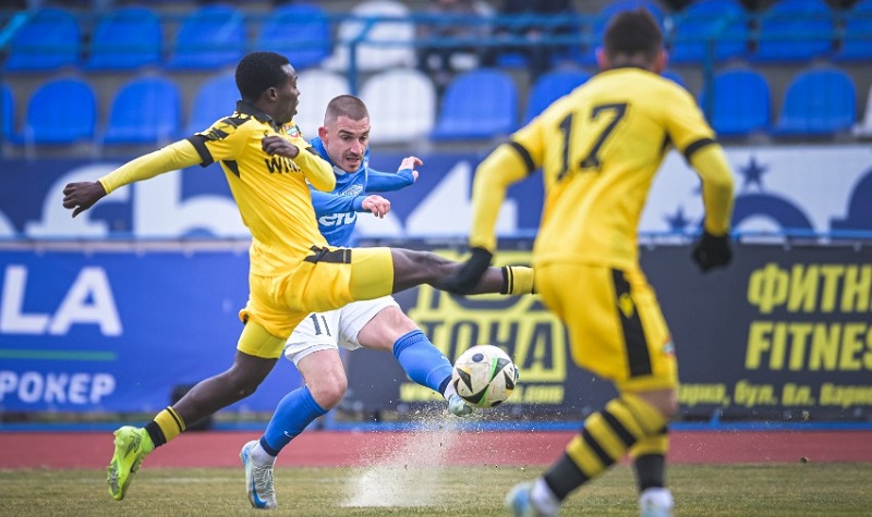 Nhận định, Soi kèo Botev Plovdiv vs Spartak Varna 1h15 ngày 11/08: Thế trận cân bằng - Ảnh 3