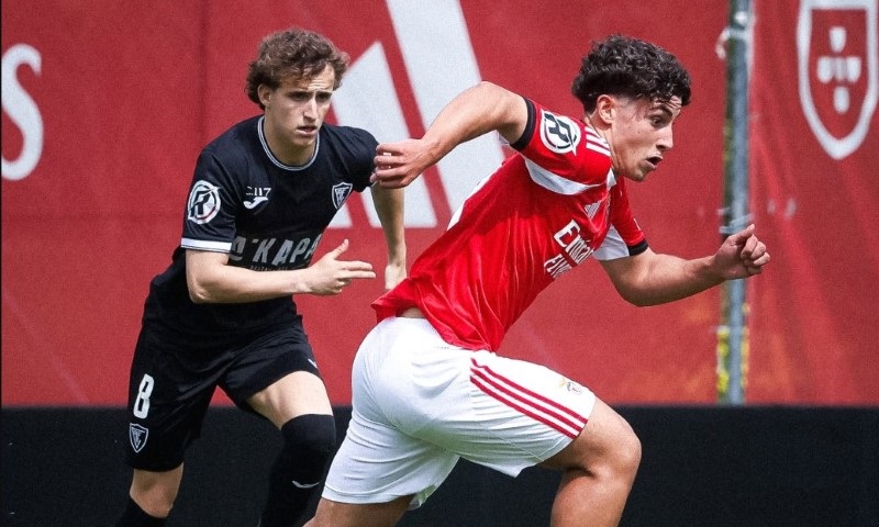 Soi kèo phạt góc Benfica vs Academico, 2h30 ngày 10/8 - Ảnh 1