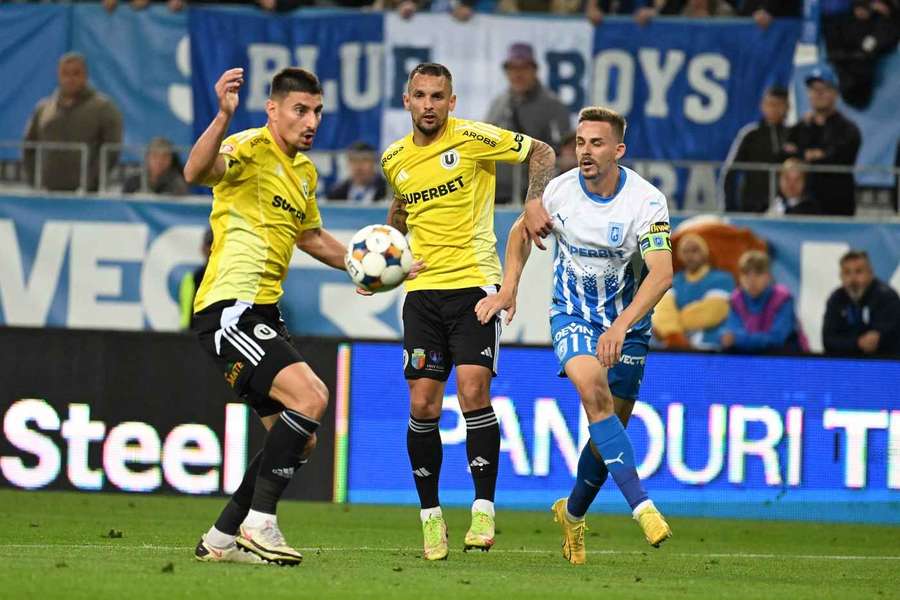 Nhận định, Soi kèo Universitatea Cluj vs UTA Arad 22h30 ngày 17/8: - Ảnh 1
