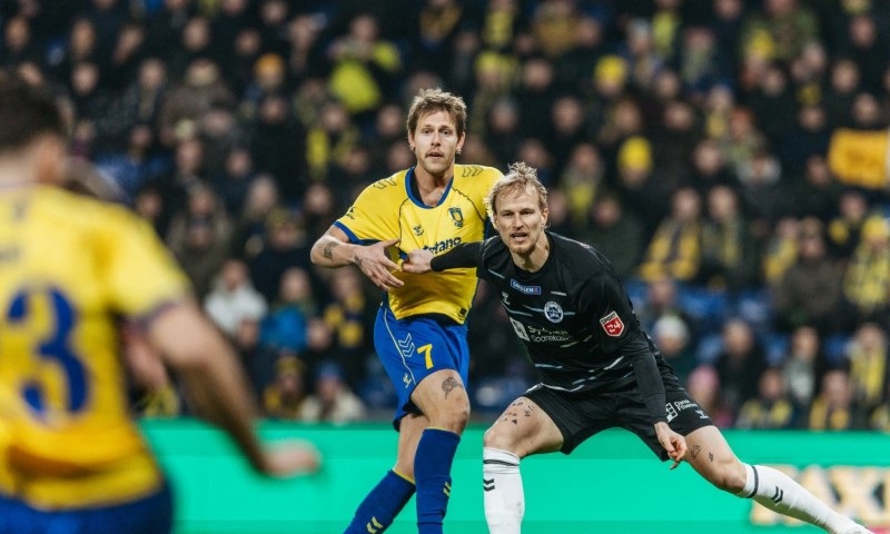 Soi kèo phạt góc Brondby vs Sonderjyske, 0h00 ngày 18/8 - Ảnh 1