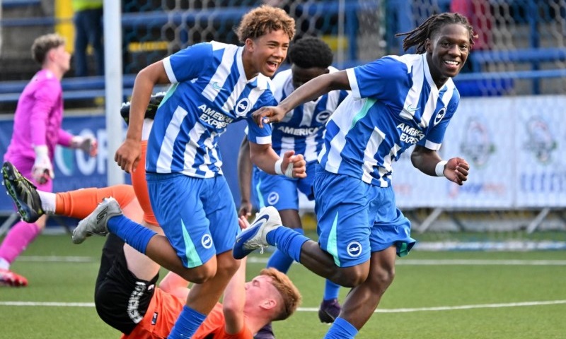 Soi kèo phạt góc Tromso vs Brighton, 0h00 ngày 21/8 - Ảnh 1