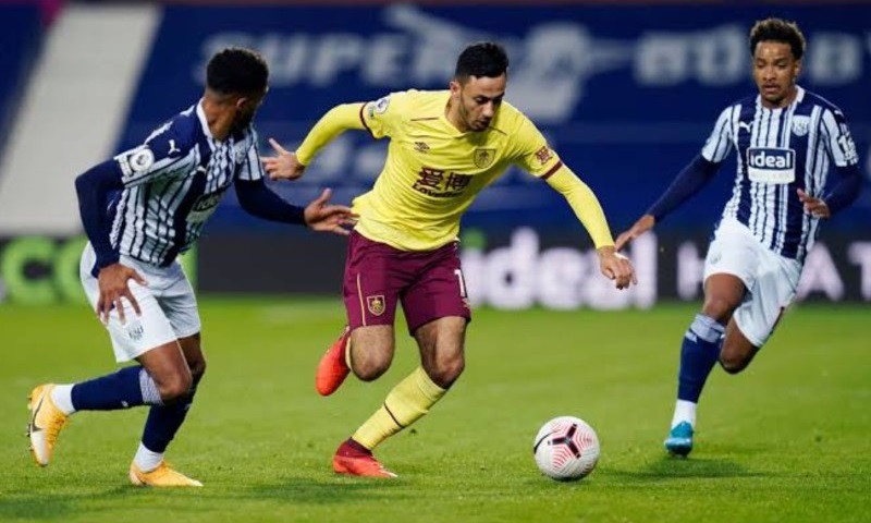 Soi kèo phạt góc West Brom vs Burnley, 18h00 ngày 23/8 - Ảnh 1