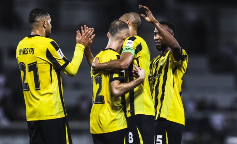 Nhận định, Soi kèo Al Ittihad vs Al-Hazem 01h00 ngày 25/08: Sức mạnh áp đảo - Ảnh 1