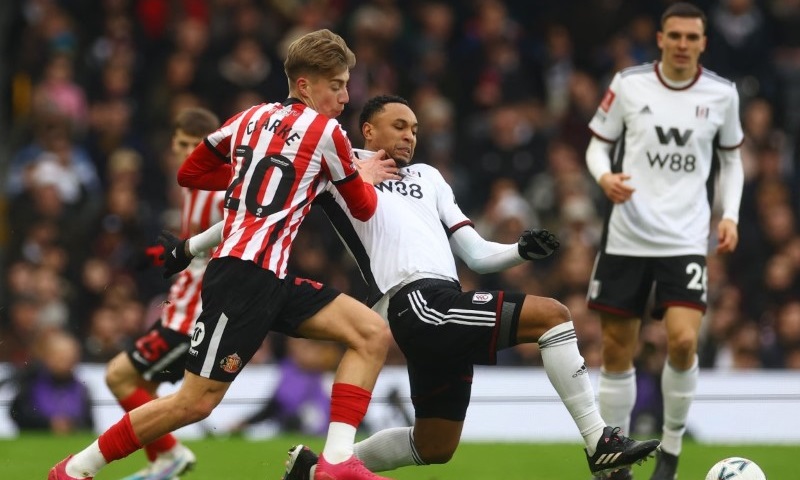 Soi kèo phạt góc Sunderland vs Fulham, 20h00 ngày 30/8 - Ảnh 1