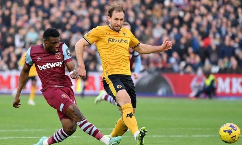 Soi kèo phạt góc West Ham vs Wolves, 1h45 ngày 2/9 - Ảnh 1