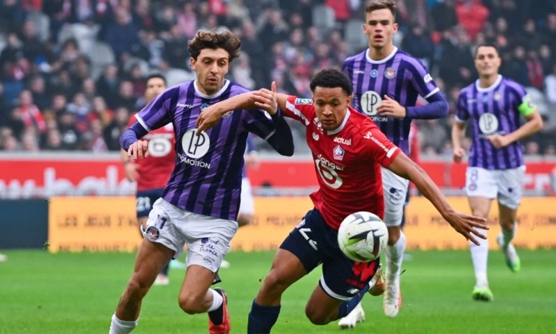 Soi kèo phạt góc Toulouse vs Lille, 1h45 ngày 3/9 - Ảnh 1