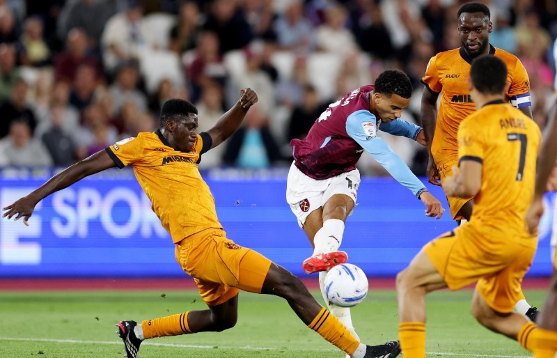 Nhận định, Soi kèo Birmingham vs Wolves 18h00 ngày 06/09: Thua trận đầu tiên - Ảnh 1