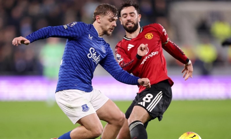 Soi kèo phạt góc Everton vs MU, 20h00 ngày 6/9 - Ảnh 1