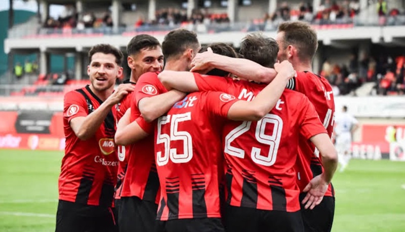 Nhận định, Soi kèo Miercurea Ciuc vs Dinamo Bucuresti 01h00 ngày 12/09: Đội khách hưng phấn - Ảnh 1