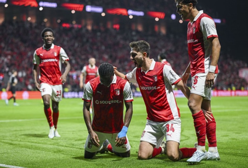 Nhận định, Soi kèo Braga vs Estoril Praia 02h45 ngày 15/09: Đội khách yếu kém - Ảnh 1