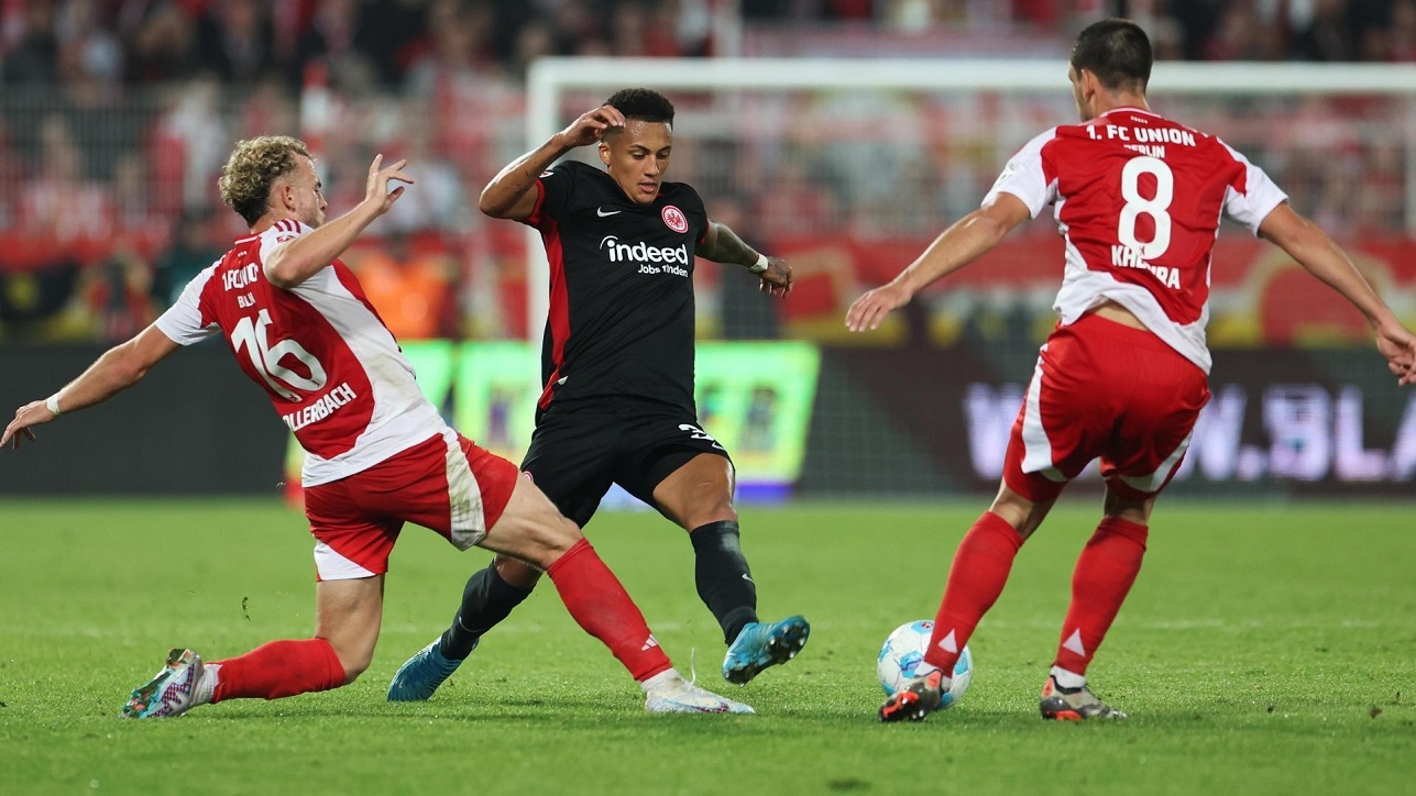Nhận định, Soi kèo Frankfurt vs Freiburg 20h30 ngày 19/9: Thử thách cho đội đầu bảng - Ảnh 1