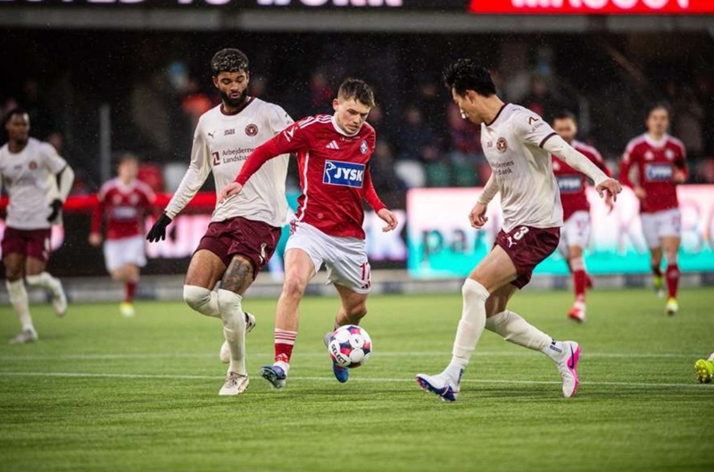 Nhận định, Soi kèo Lyngby vs Silkeborg 00h00 ngày 19/09: Thế trận cân bằng - Ảnh 1