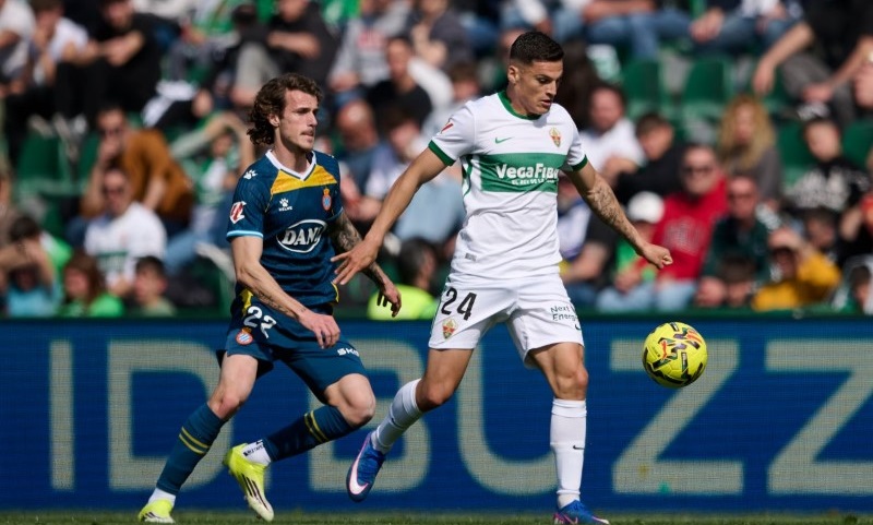 Soi kèo phạt góc Espanyol vs Elche, 02h00 ngày 19/9 - Ảnh 1