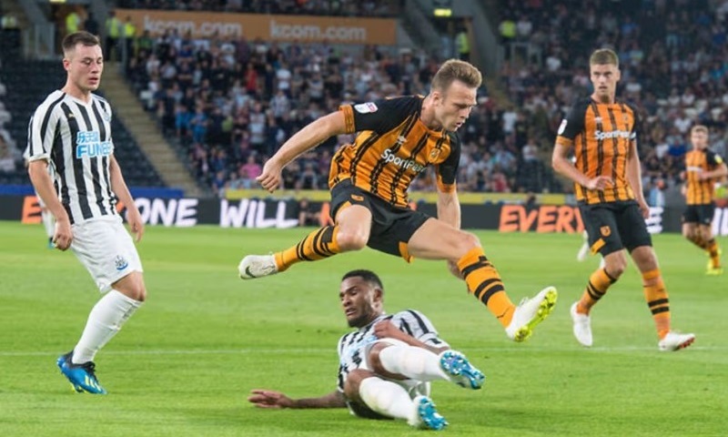 Soi kèo phạt góc Newcastle vs Hull City, 21h00 ngày 19/9 - Ảnh 1